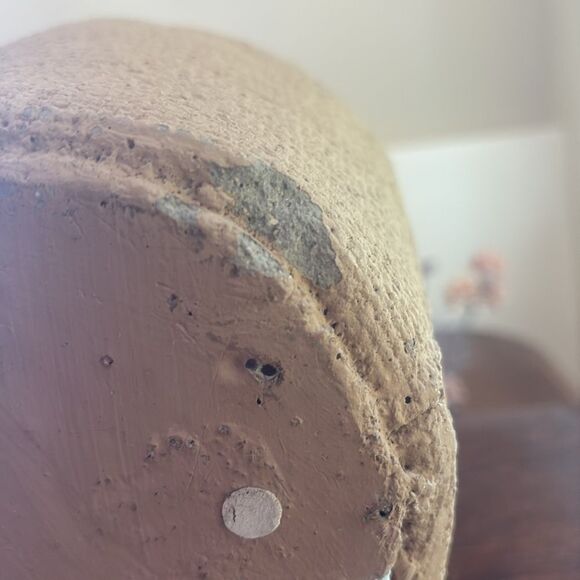 Large Rustic Tan Burlap Resin Deer Reindeer Planter - Picture 5 of 6